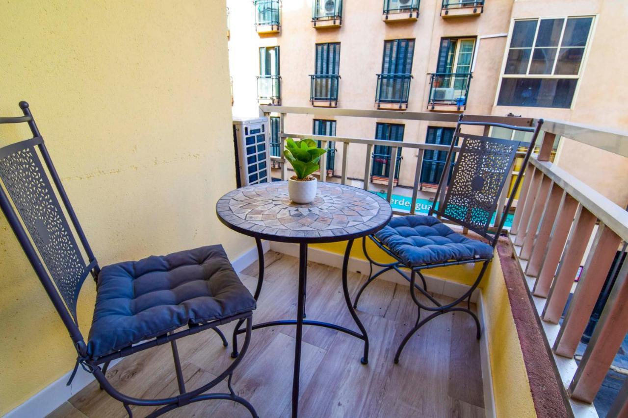 Letmalaga Square Merced Extérieur photo