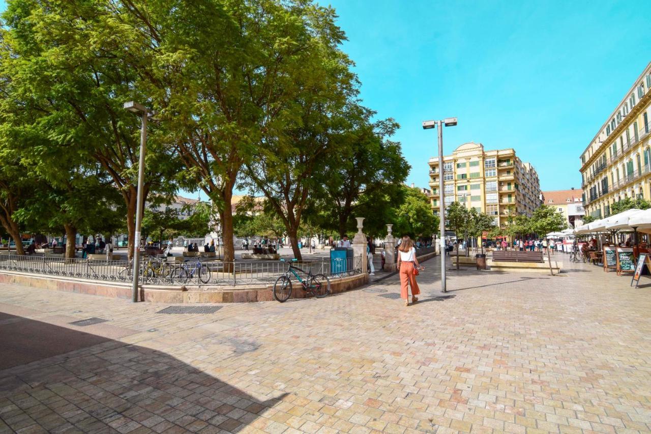 Letmalaga Square Merced Extérieur photo
